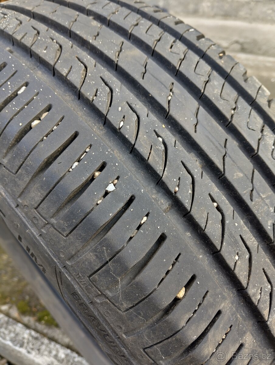 Prodám téměř nové pneumatiky 205/60R16H