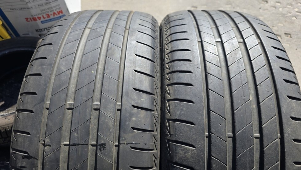 Letní pneu 245/45/18 Bridgestone