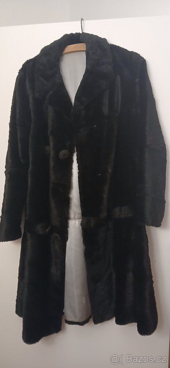 Damský kožich z pravé kožešiny