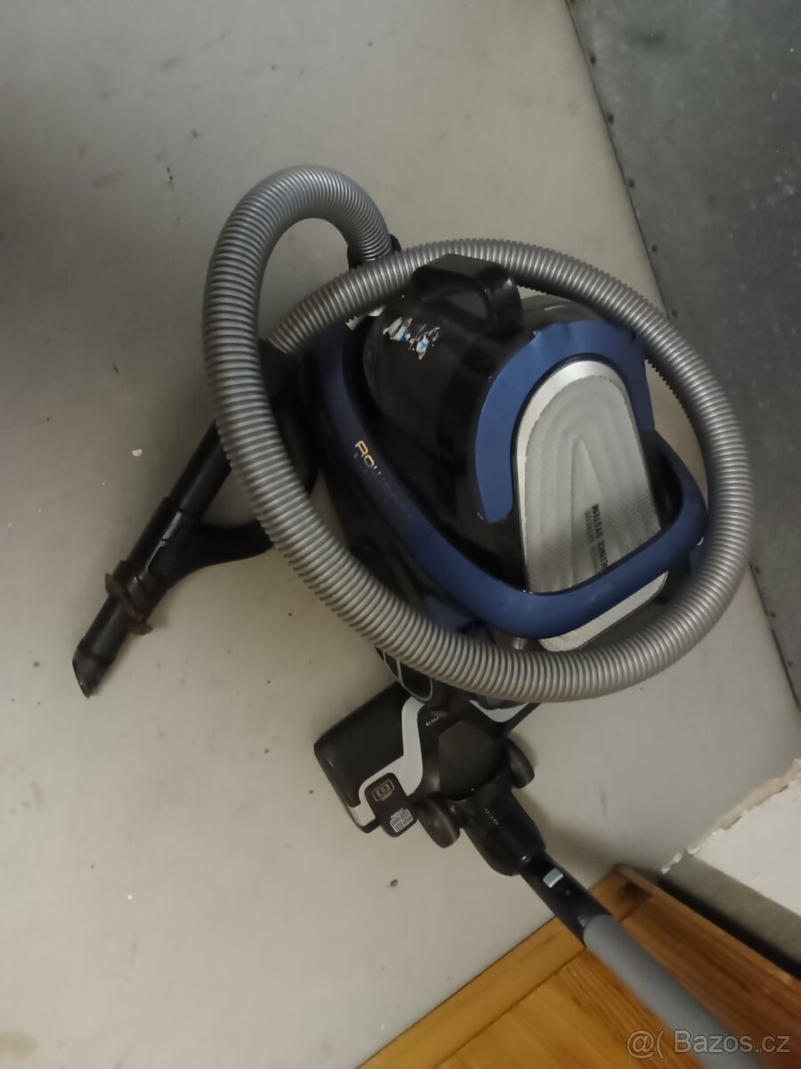 Bezsáčkový vysavač Rowenta