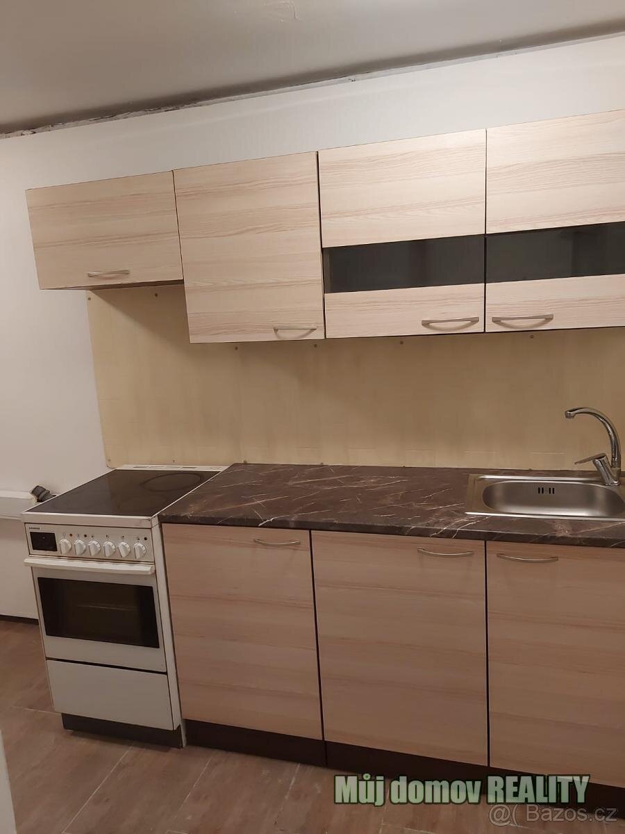 Pronajem bytu 3KK, 70m2, Praha - Radotín, ul. Věštínská.