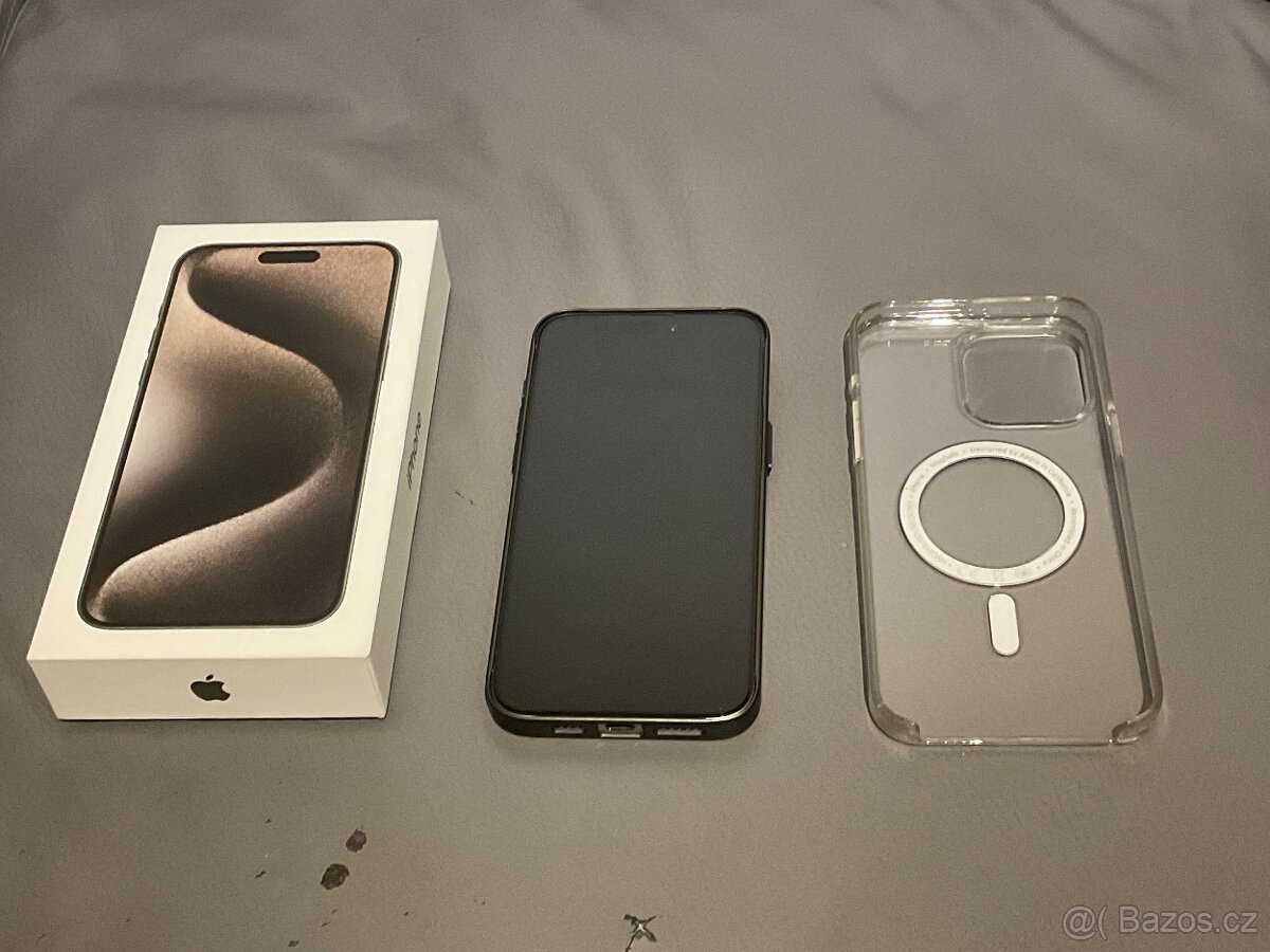 iPhone 15 Pro Max přírodní titan 256GB