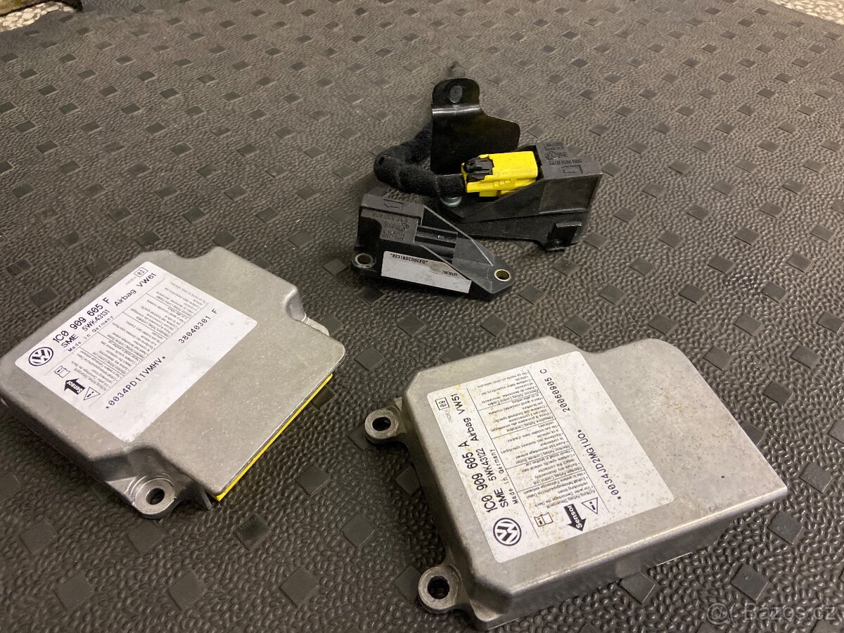 ŘÍDÍCÍ JEDNOTKA AIRBAGU 1C0 909 605 F, 1C0909605F