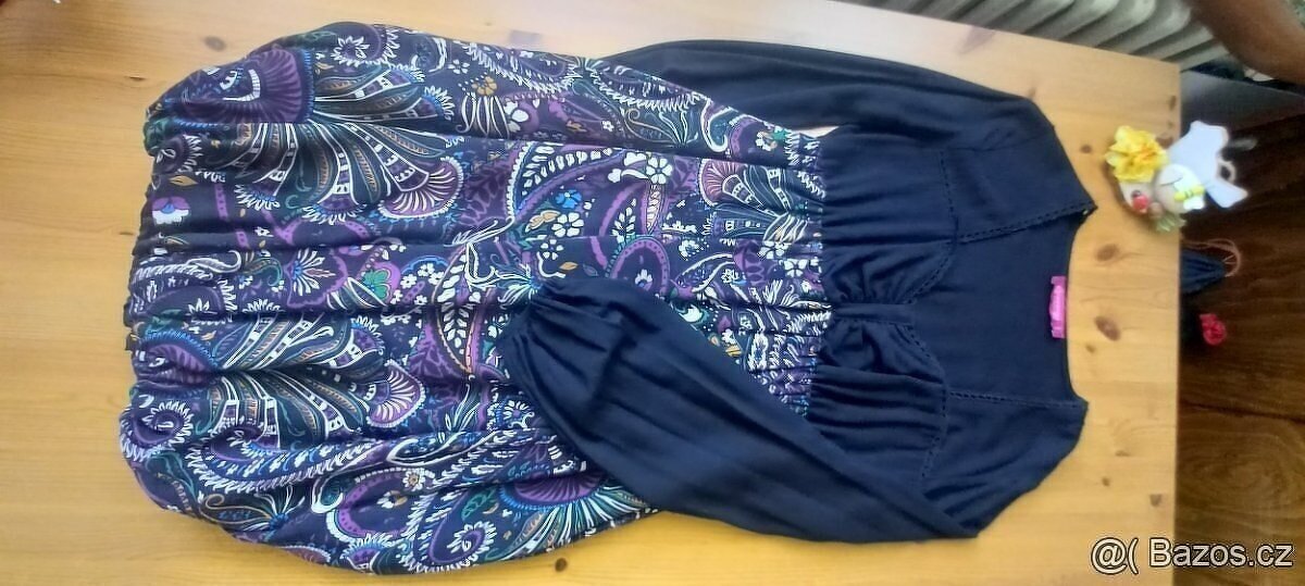 Šaty  - dovoz z Řecka