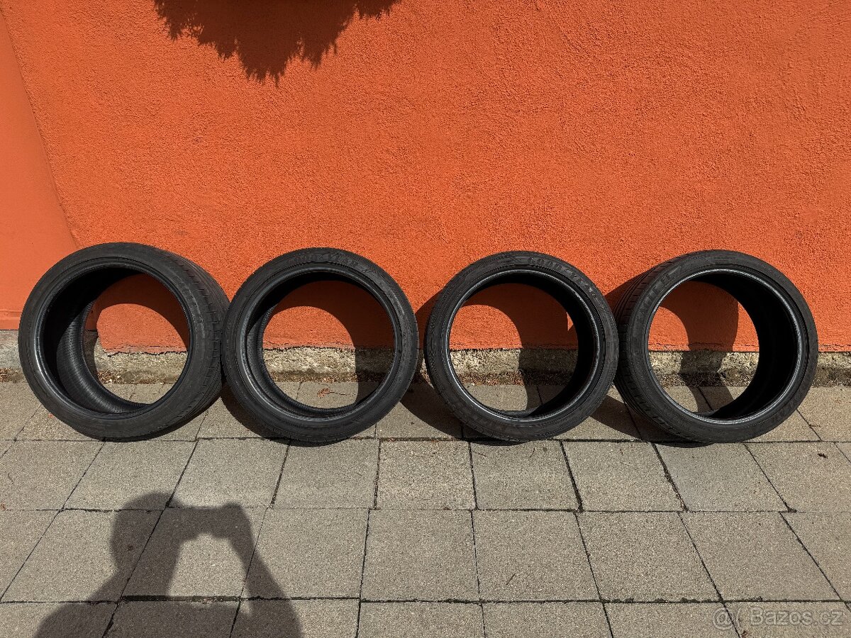 BMW E46 sada pneu 18"