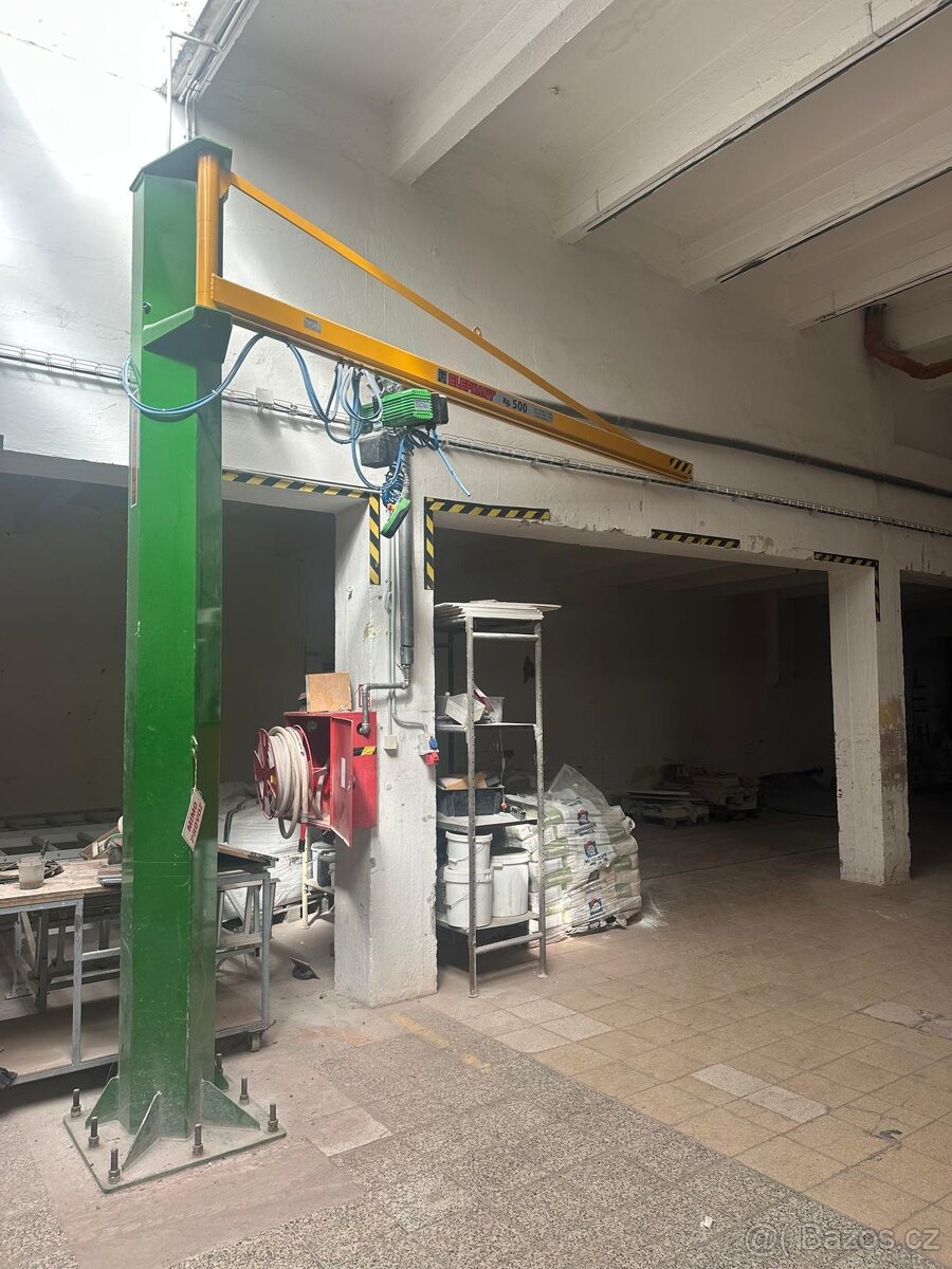 Jeřáb ELEPHANT 500 Kg