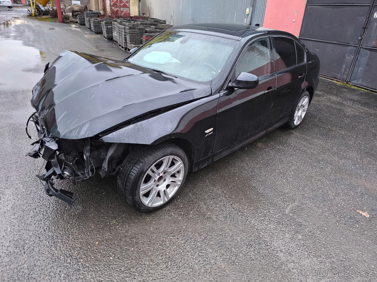 Bmw e90 330d 180kw veškeré náhradní díly