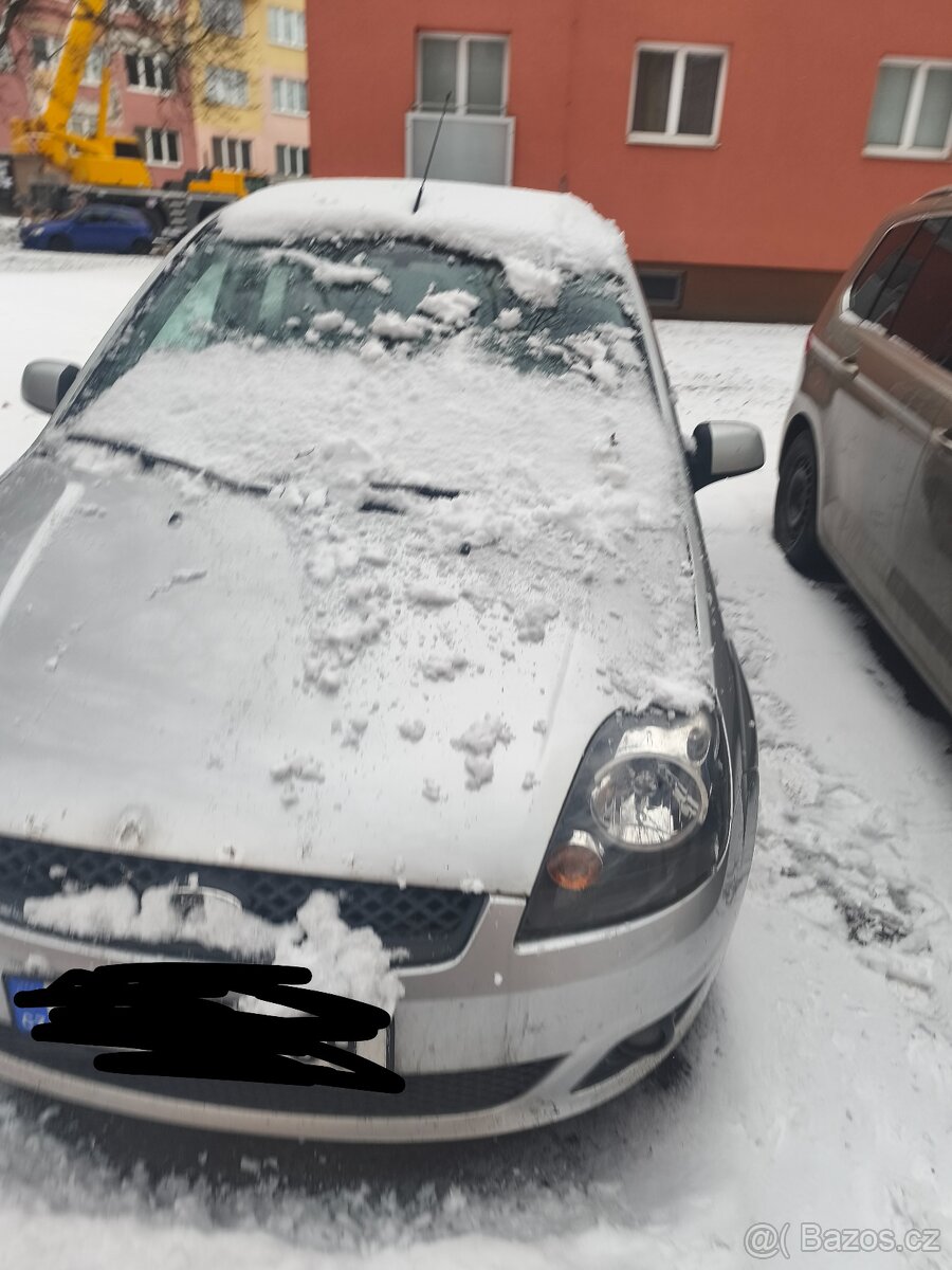 Ford fiesta 1.4 TDCI bouraná