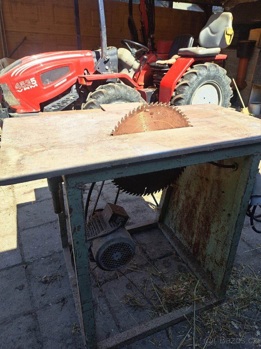 Cirkulárka s hoblovkou