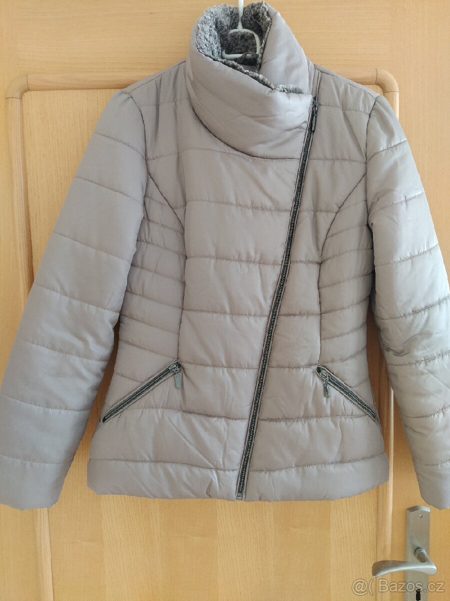 Zimní bunda značka Orsay