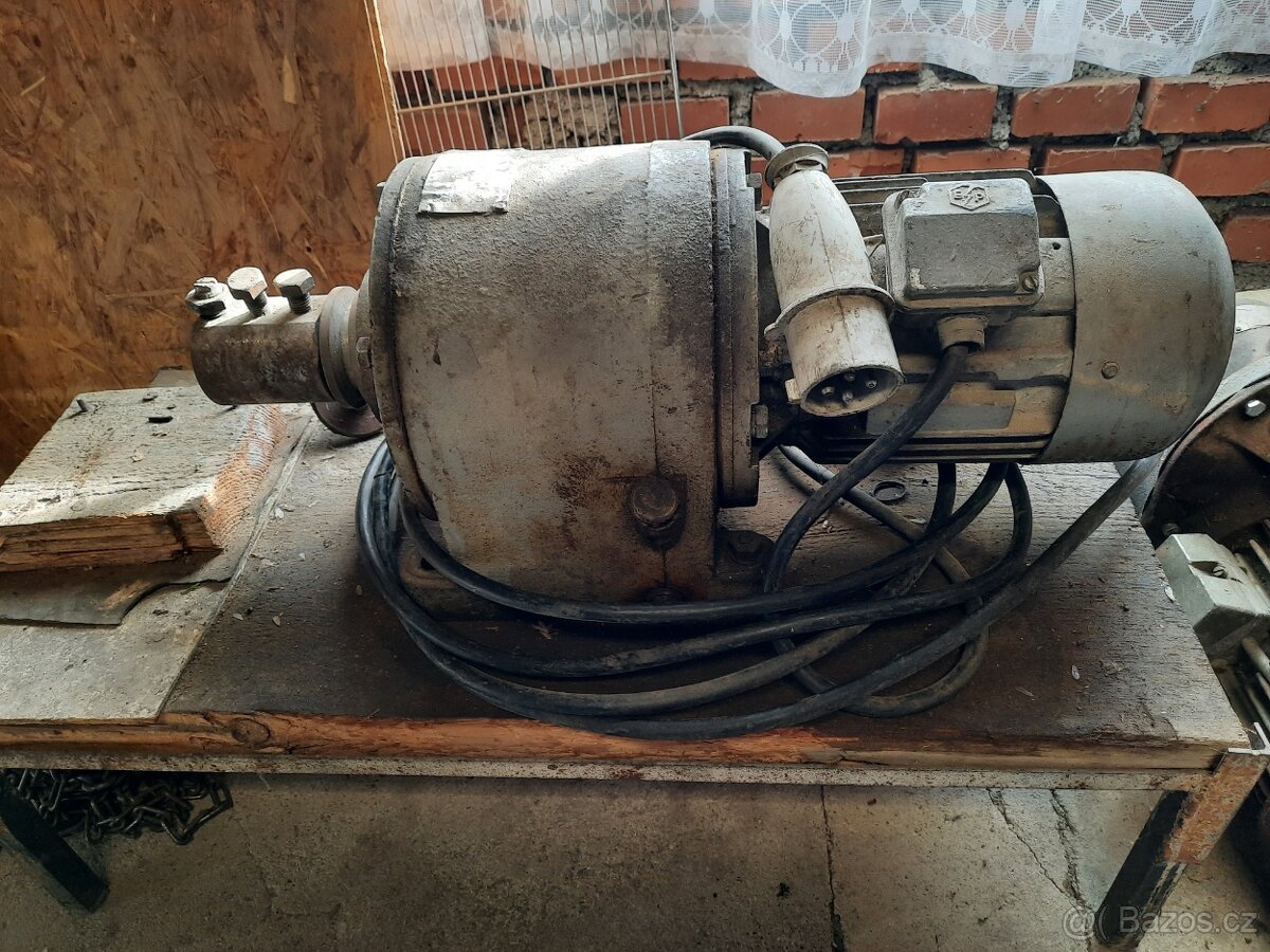 Převodovka s 3fázovým motorem