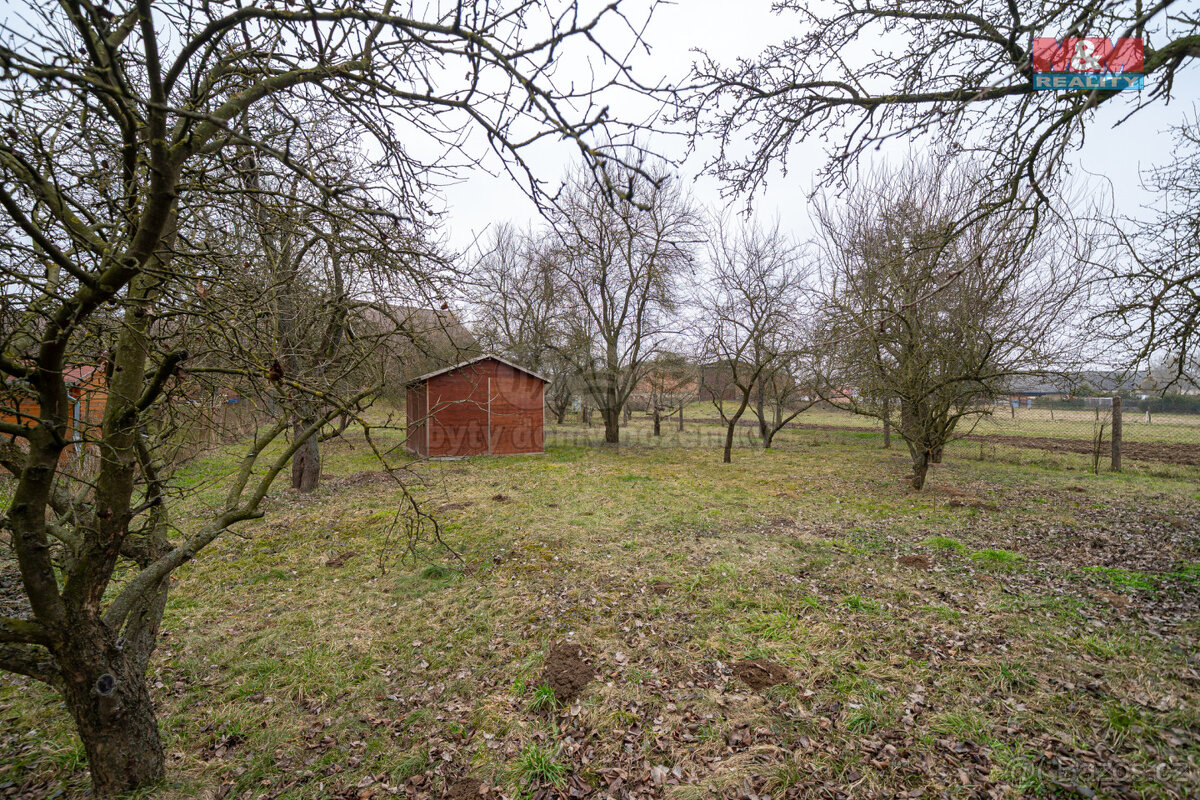 Prodej pozemku k bydlení, 1090 m², Hnojice