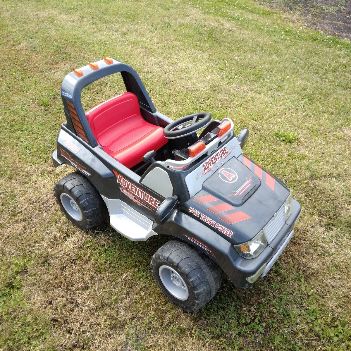 Dětské elektrické auto