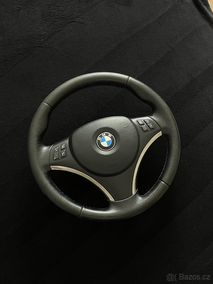 Originální M Paket Volant BMW E90 / E91 / E92 – sportovní