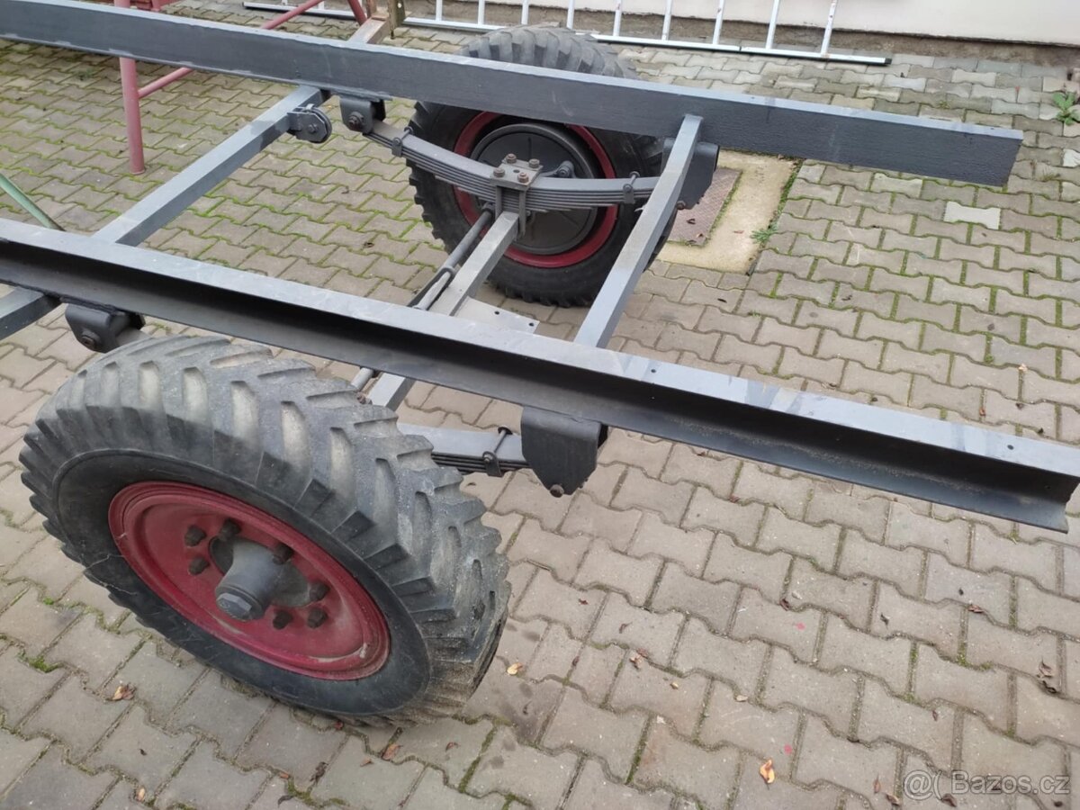 Náprava na vlečku