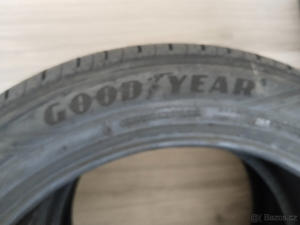 GooD YEAR 235/50 R19 103V