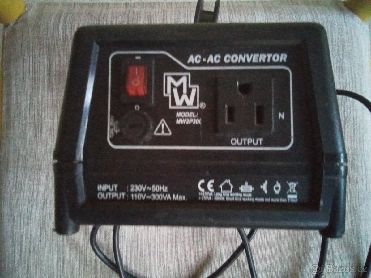 AC/AC Convertor -trafo 230 v/110v 300VA