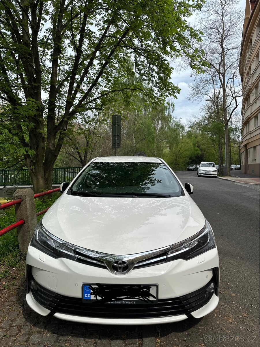 Toyota Corolla executive Automat 2018 1,6