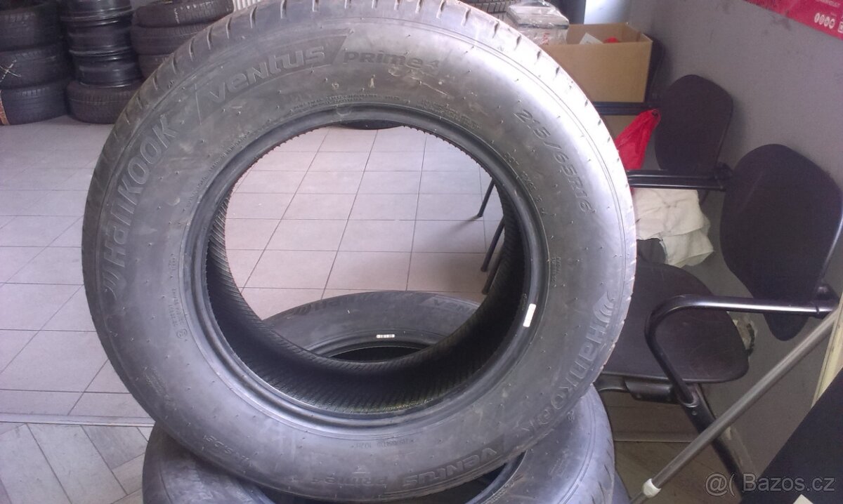 pneu 215/65 R16