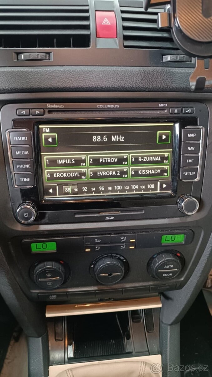 Autorádio Škoda Columbus s navigací