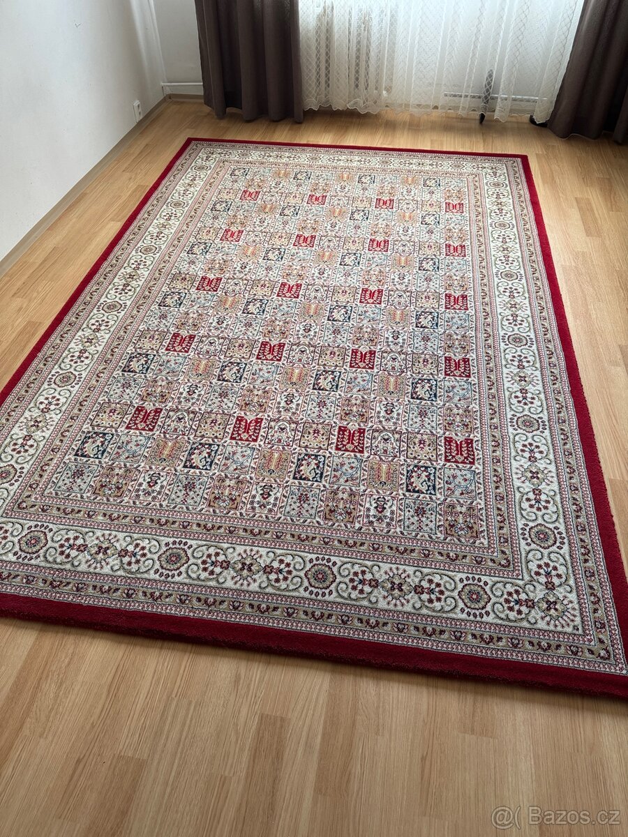 Koberec 200x300