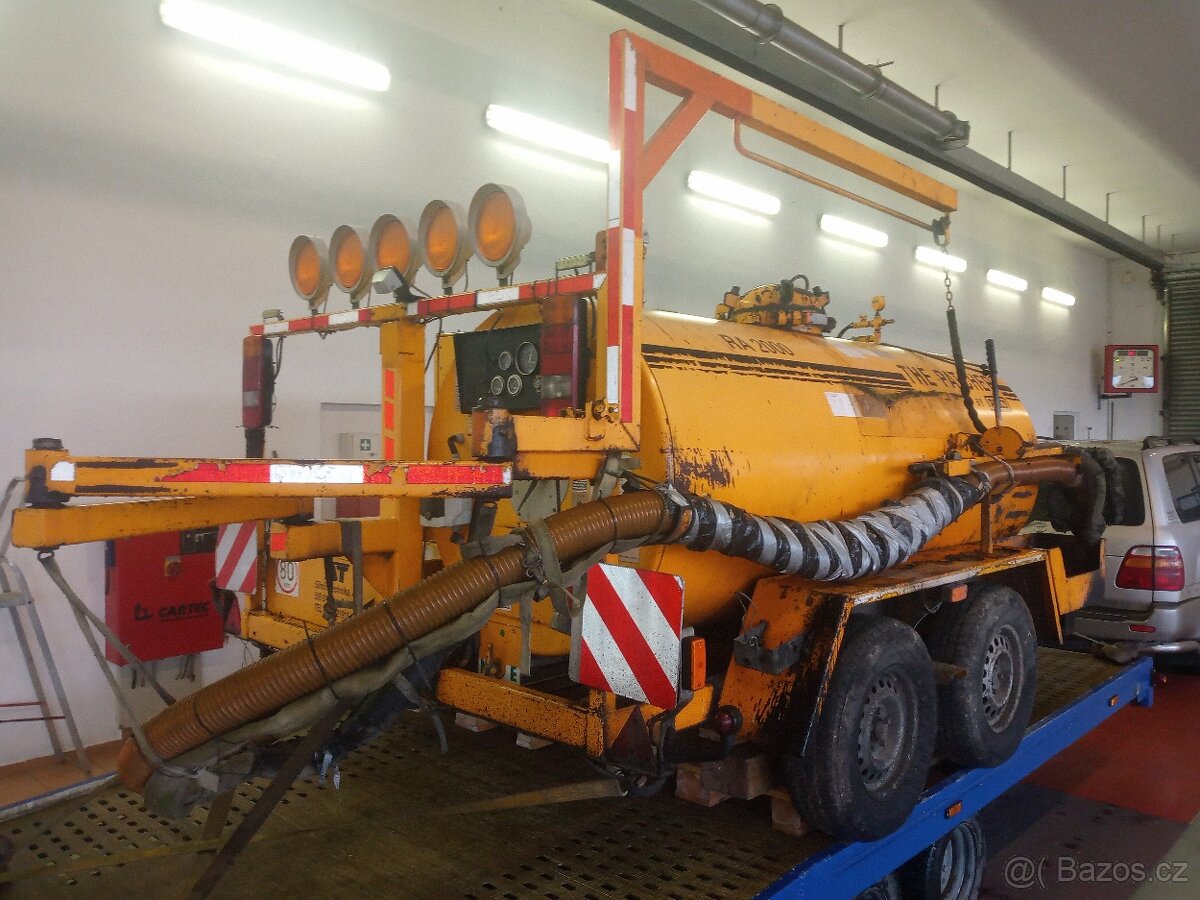 Prodám tažná vyspravkova souprava rosco 2000 s tp a spz