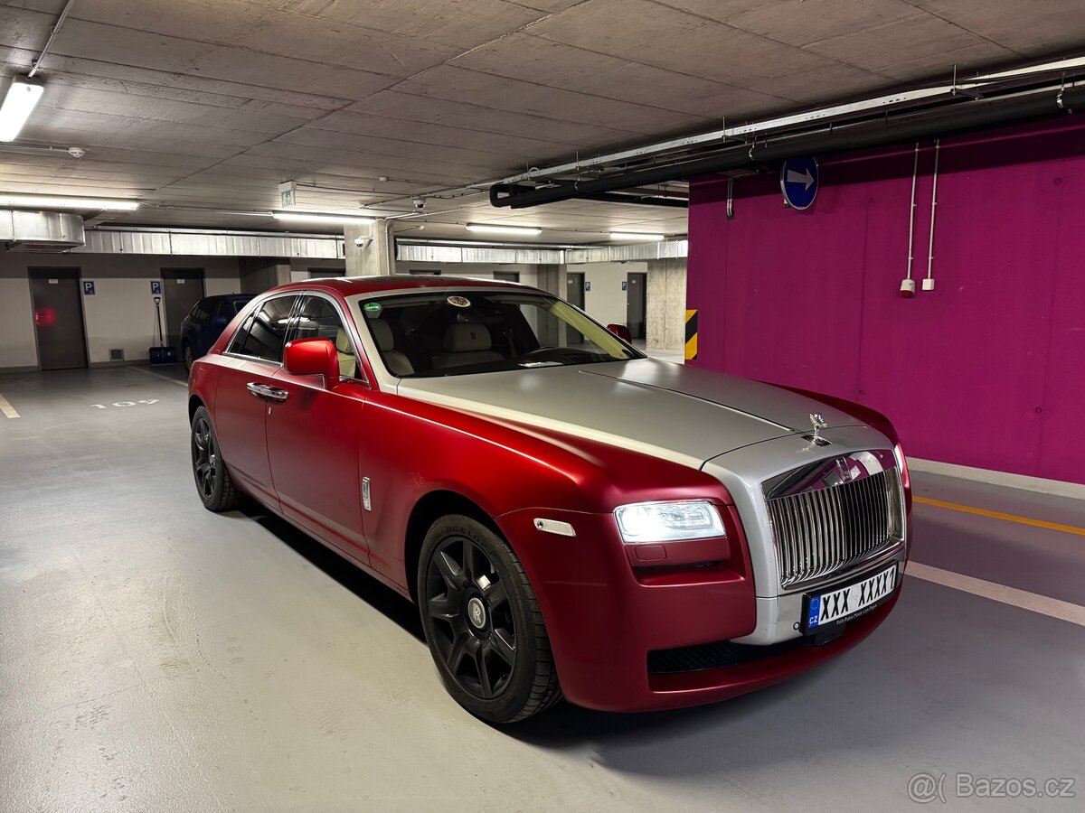 Rolls Royce Ghost plná výbava