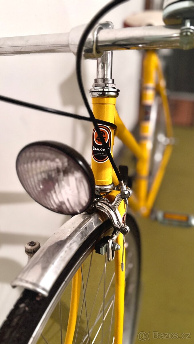 Retro kolo dámský Favorit renovace