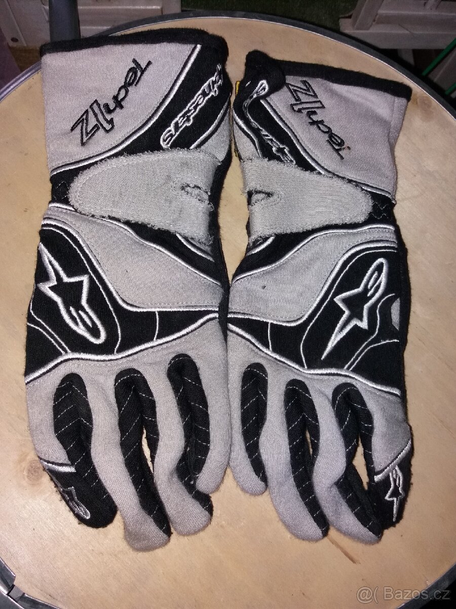 Závodní rukavice Alpinestar Tech 1-Z v Cool Grey