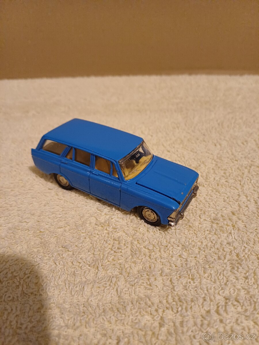 Staré hračky. Ne Ites.