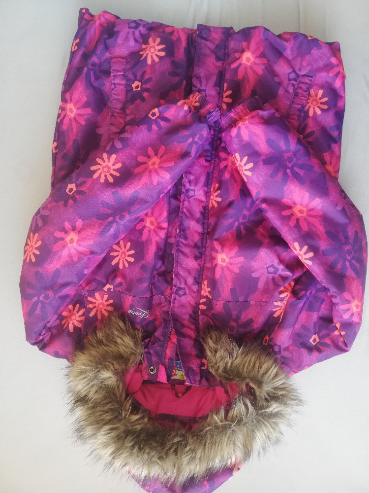 Prodám zimní kabáty, bundy, vesty, ......