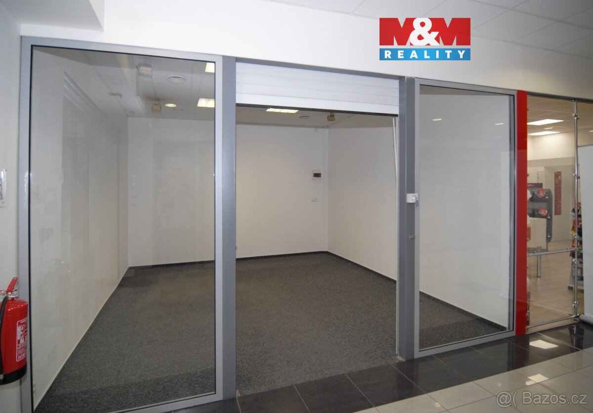 Pronájem obchodu, 20 m2, Ostrava, Masarykovo náměstí