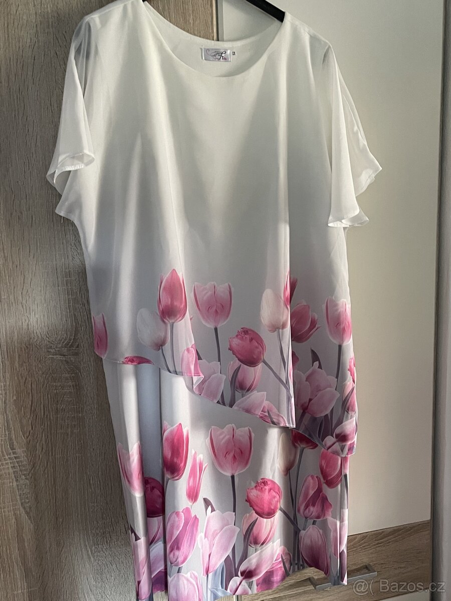 Šaty s tulipany