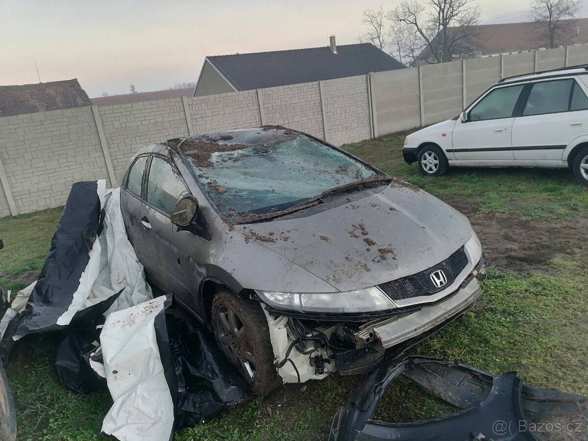 Honda Civic 8G V-tec