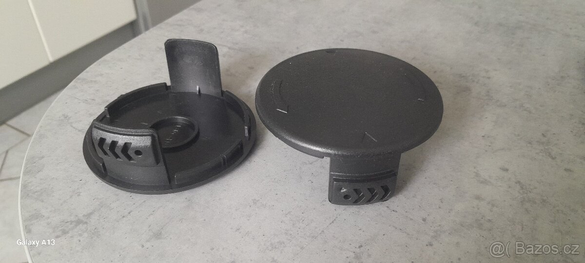 Krytka do strunové sekačky