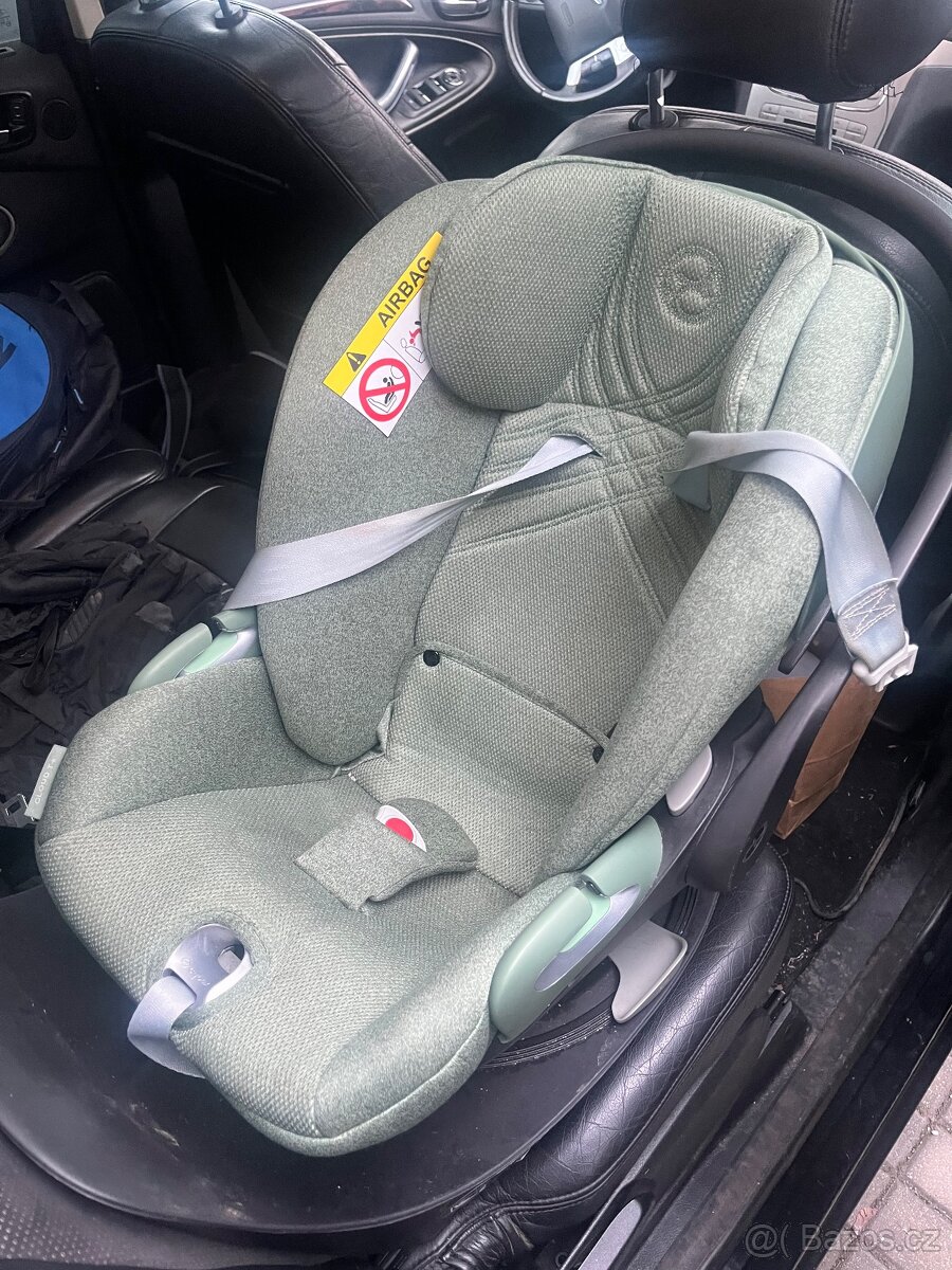 Cybex vajíčko se základnou