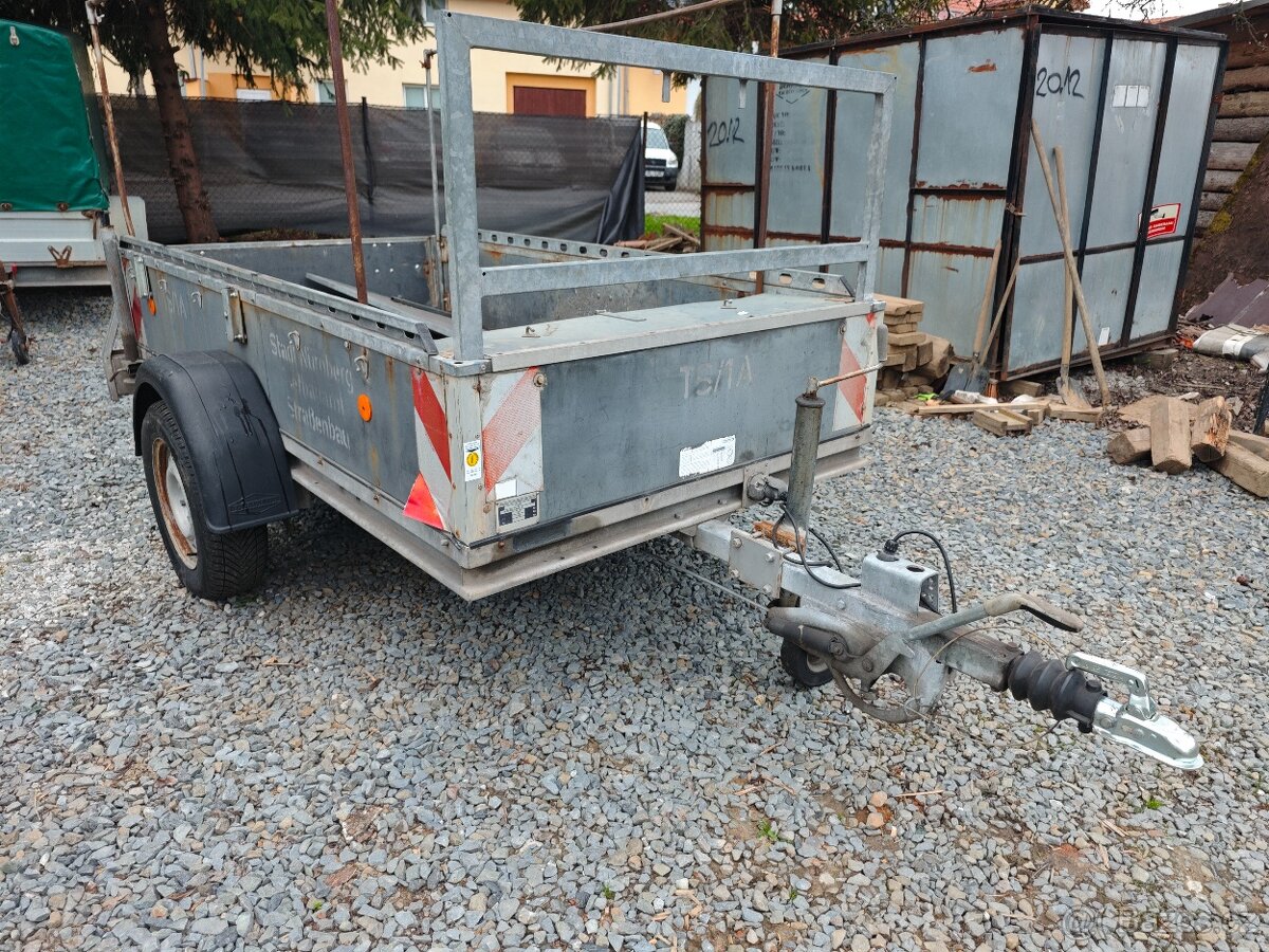 Bržděný přívěs 1200 kg