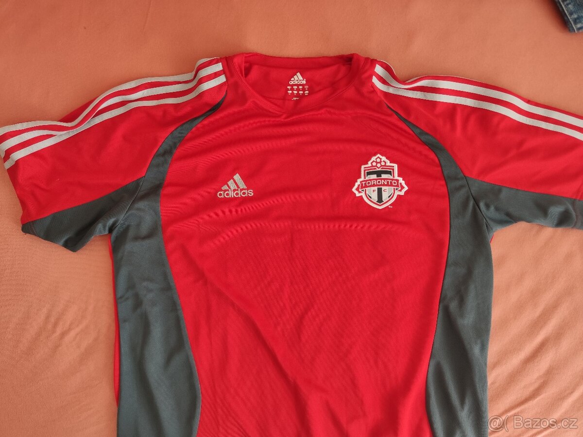 Prodám pánský sportovní dres zn. Adidas (FC Toronto)