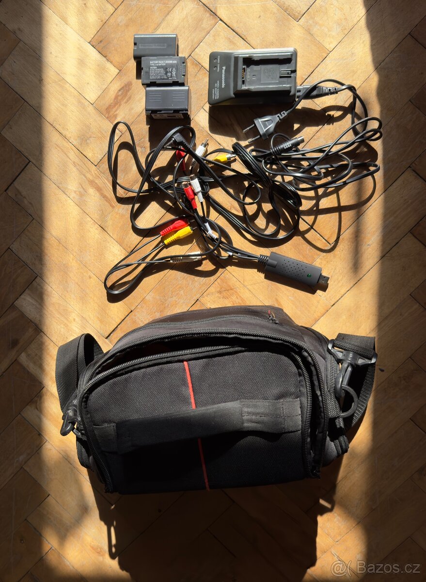 VHS Panasonic camera NV MX8 Mega Pixel