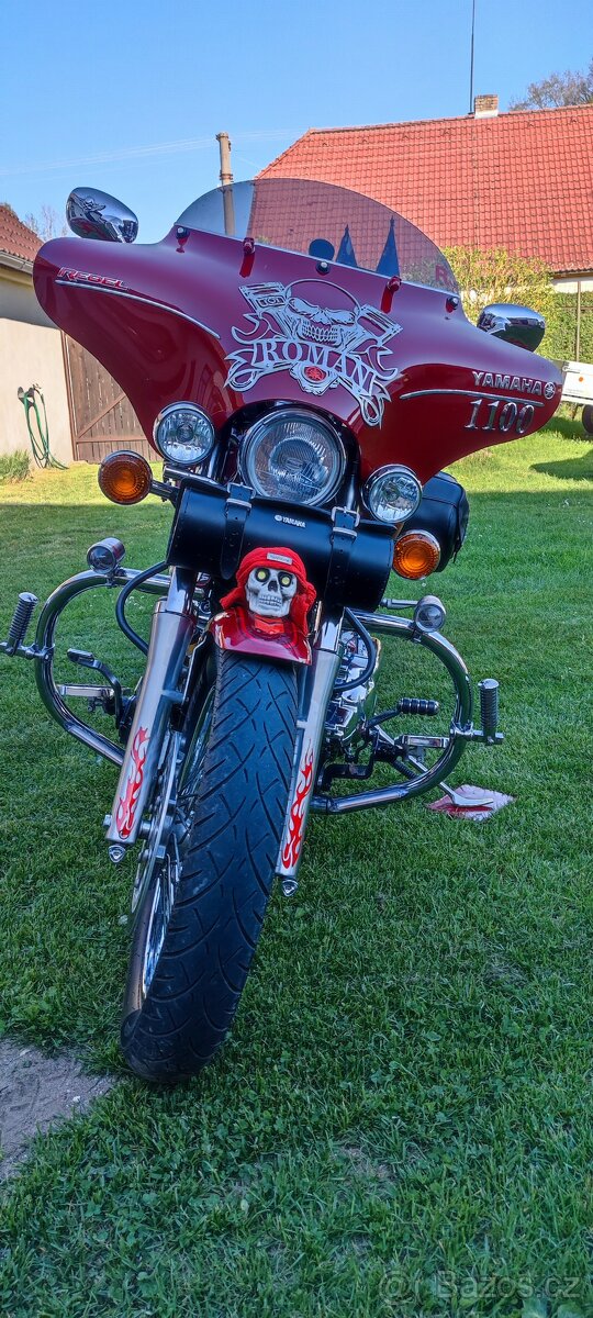 Yamaha XVS 1100 Drag Star