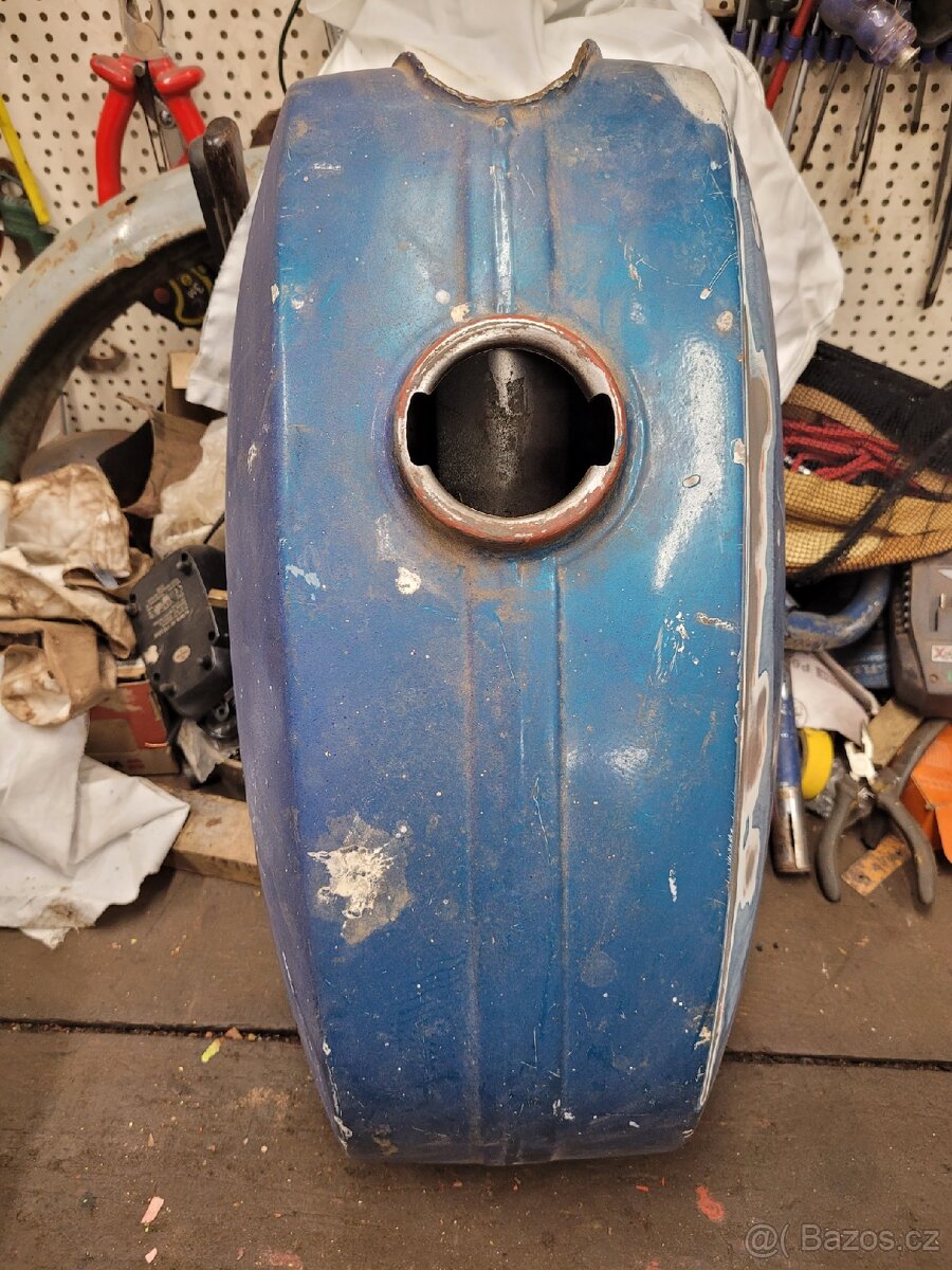 Nádrž jawa 350