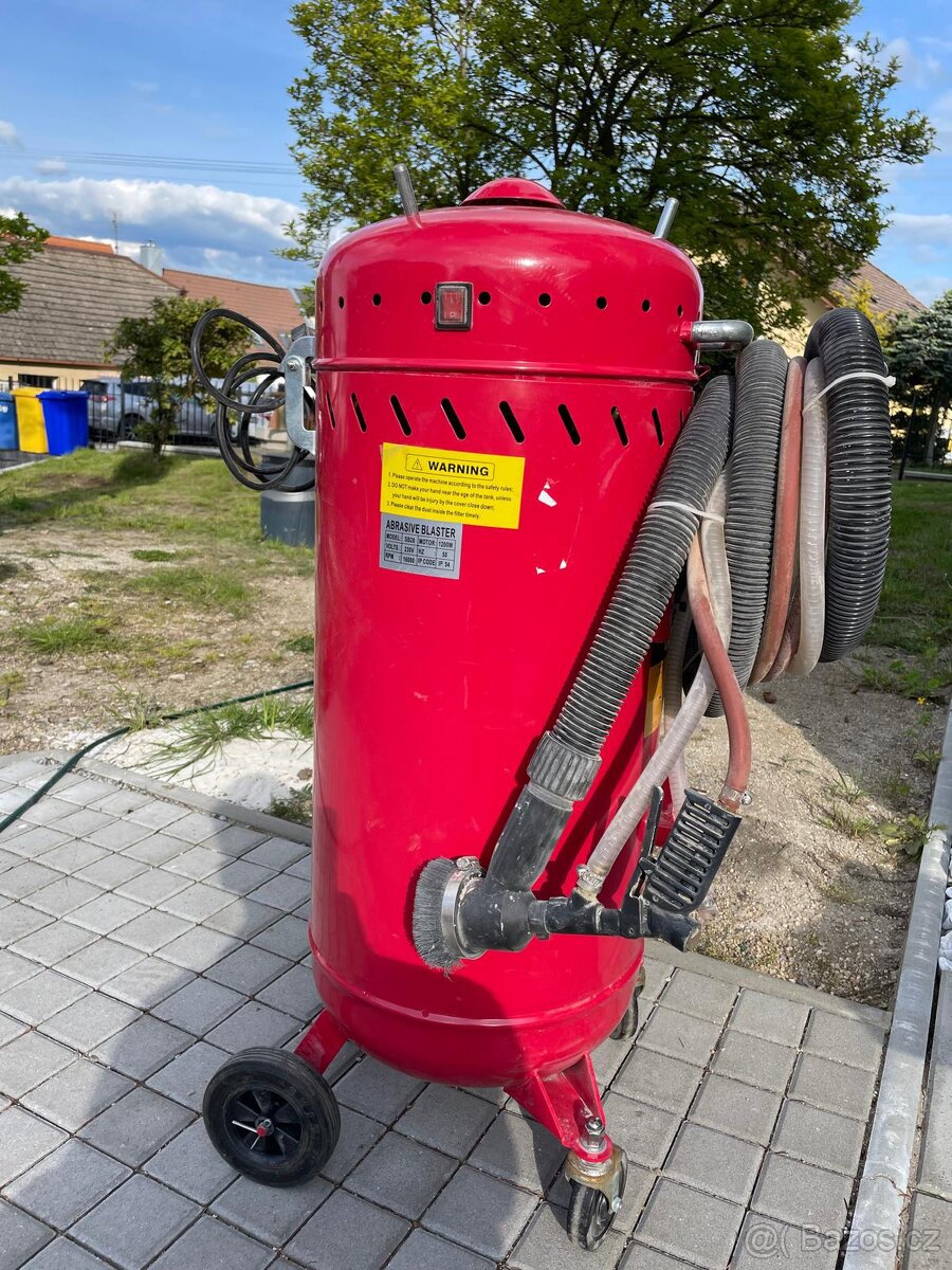 Mobilní pískovačka