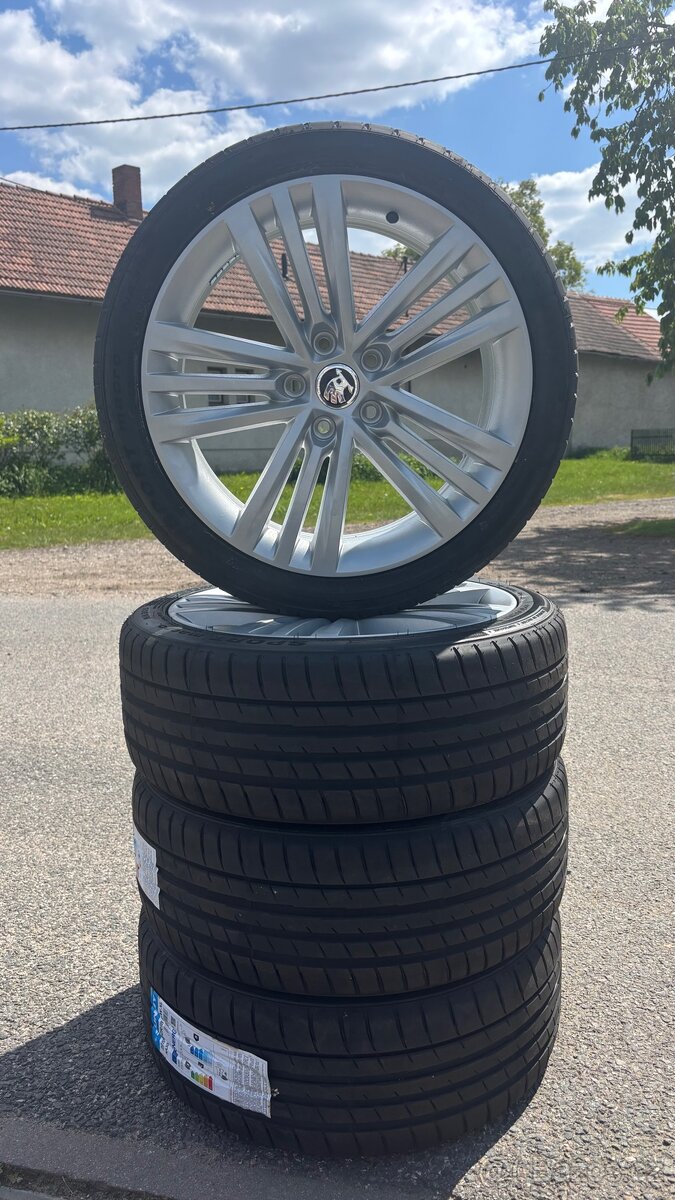Originál alu Škoda Superb 2 Sirius 225/40 R18