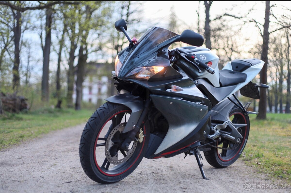 Yamaha yzf r125 2013