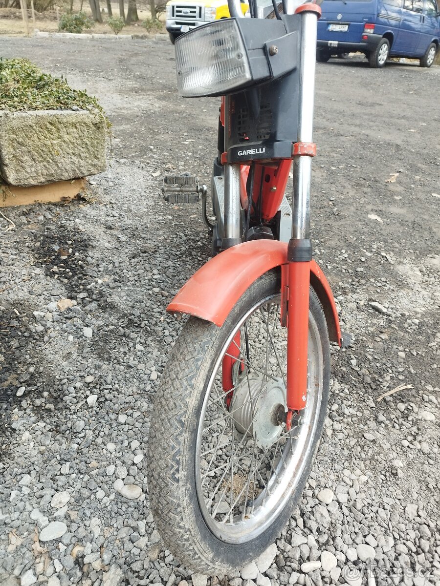 Prodam moped basic
