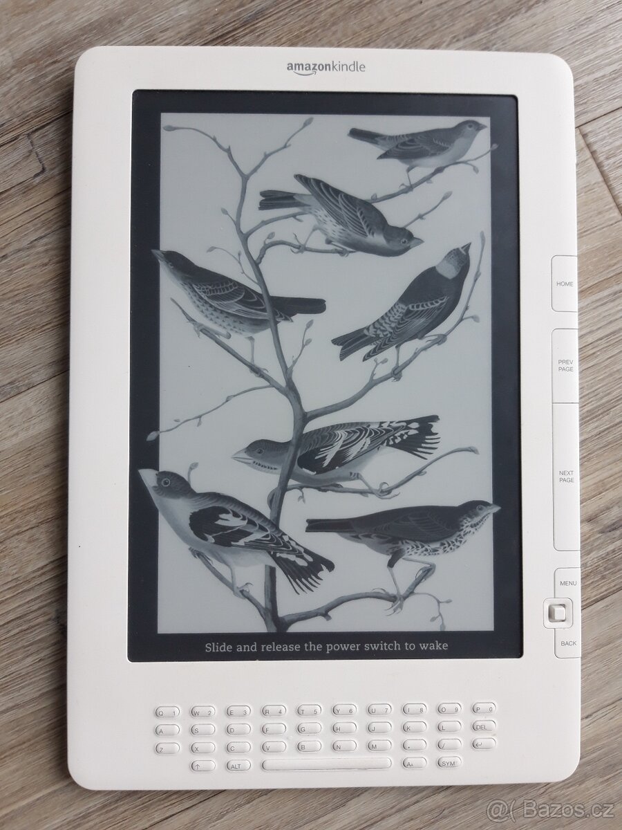 Prodám čtečku knih Amazon Kindle DX 4th Edition