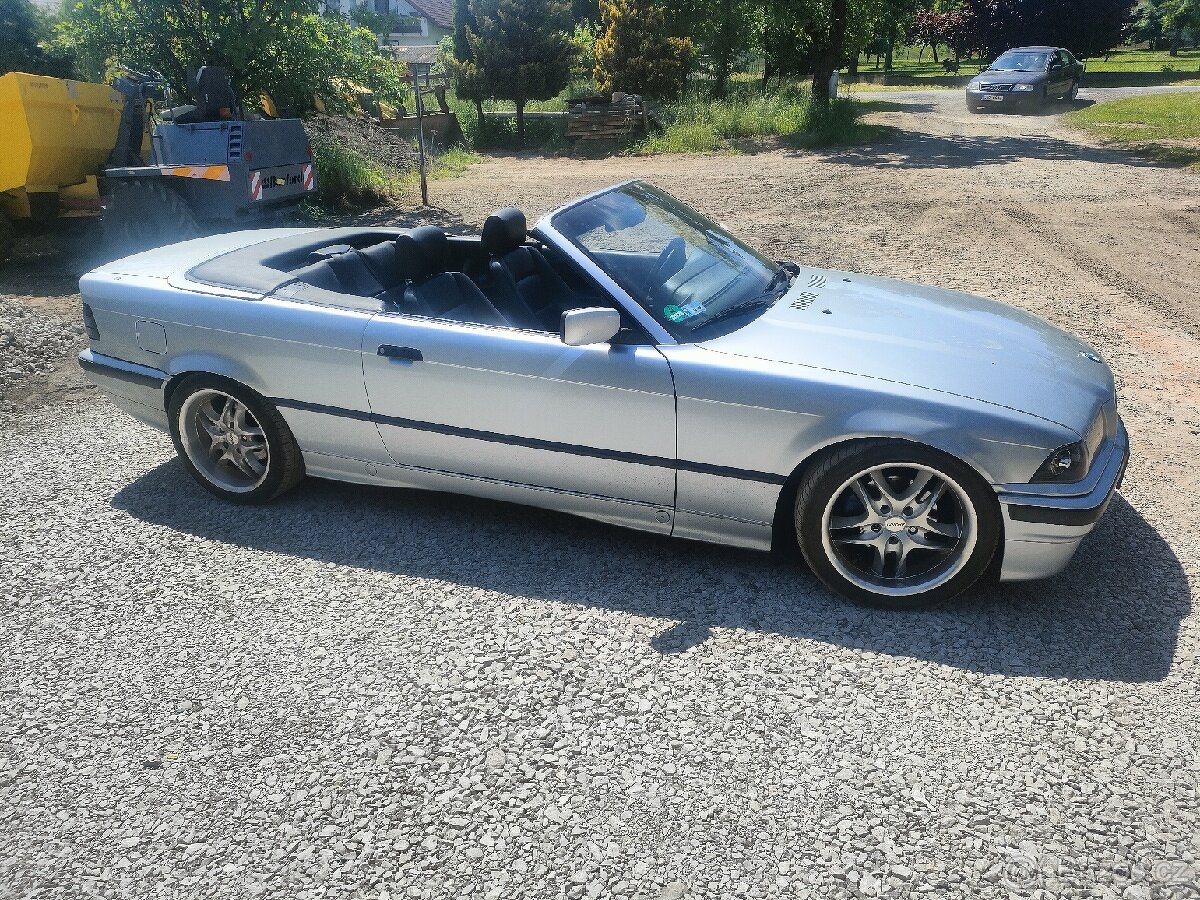 BMW 325i e36 cabrio SPZ v depozitu