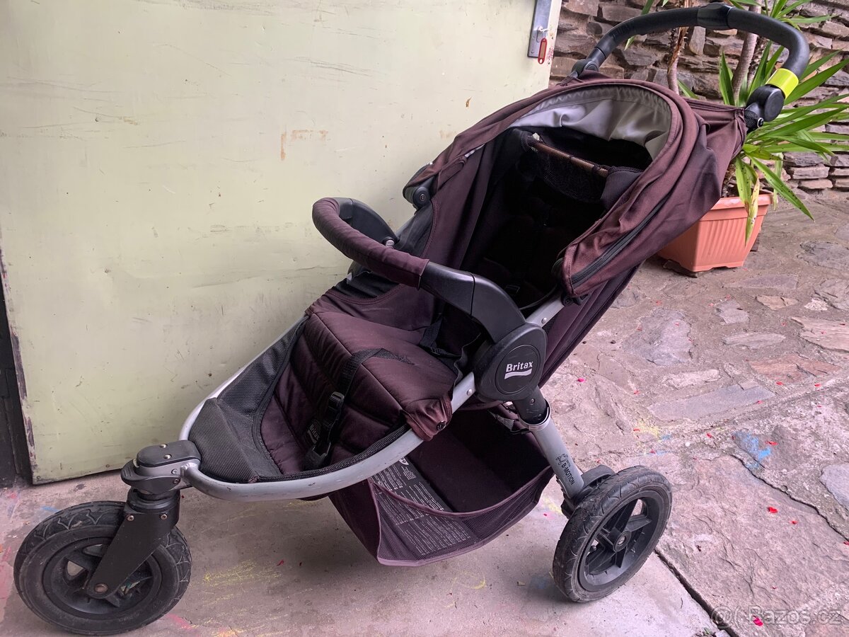 Kočárek Britax