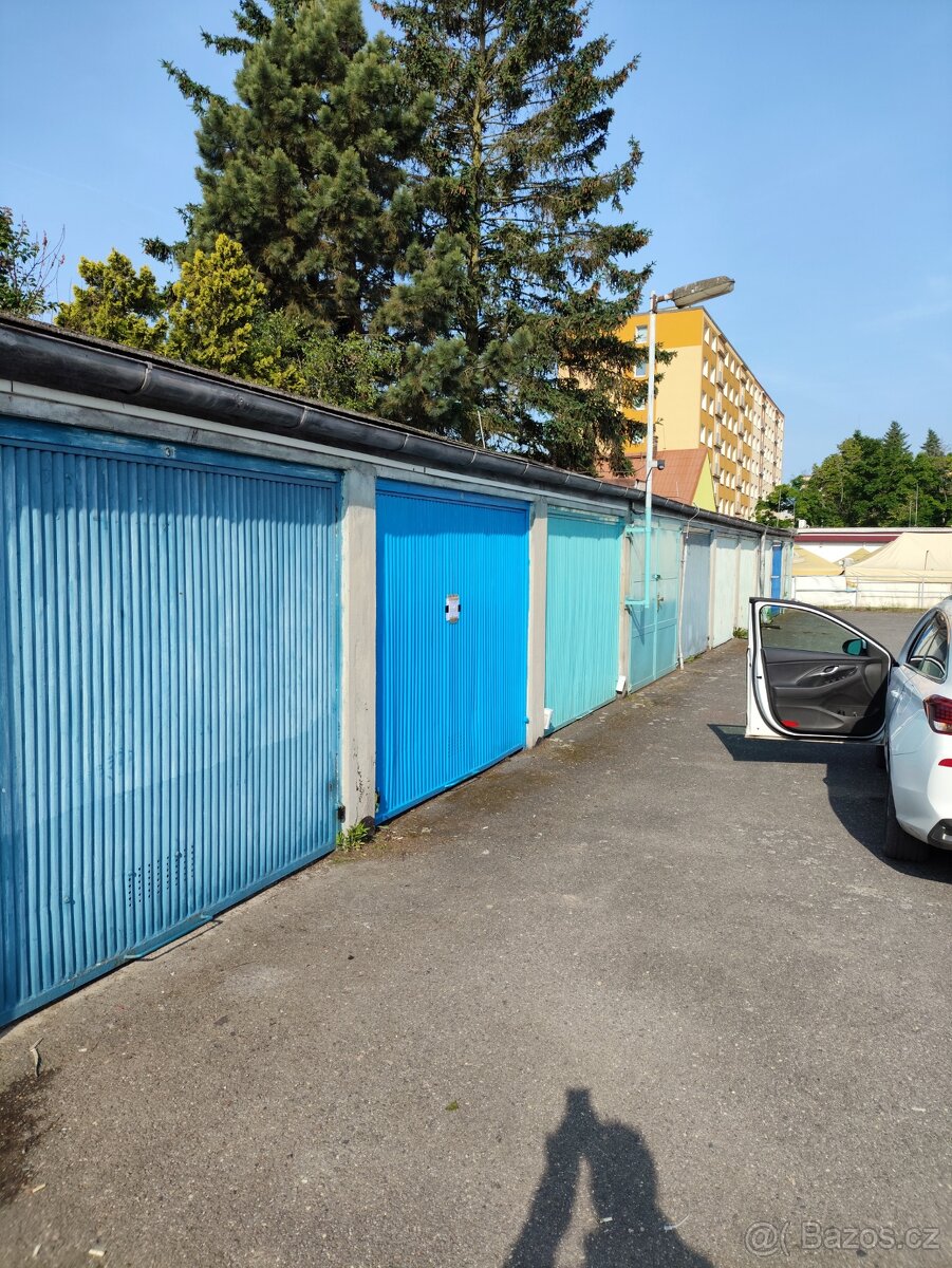 pronájem garáže v Plzni Doubravce