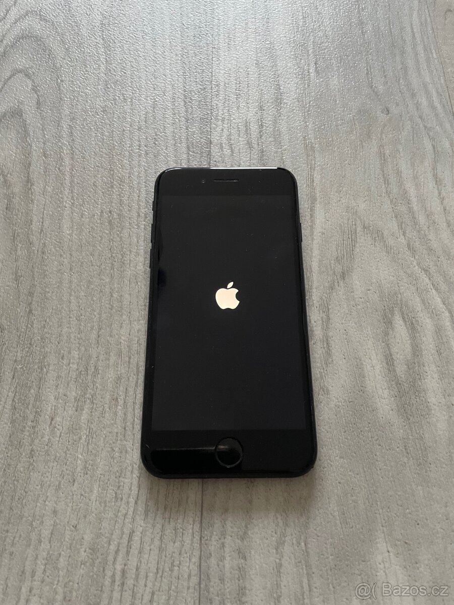 Apple iPhone 7 - 32GB